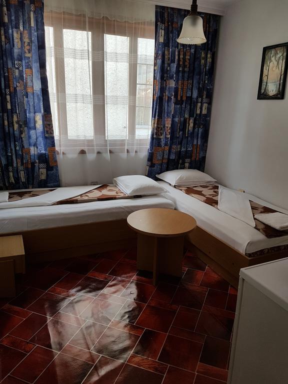 Guest Rooms Denitsa Obzor Luaran gambar